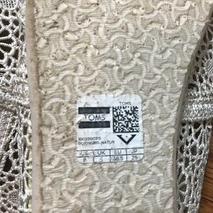 Toms ivory flats
